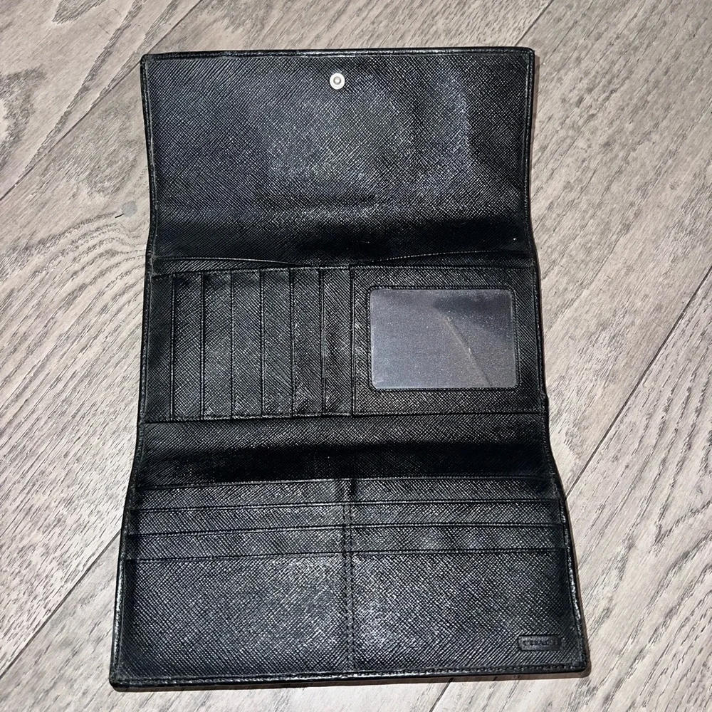 Coach Black Signature Wallet - Picture 6 of 7